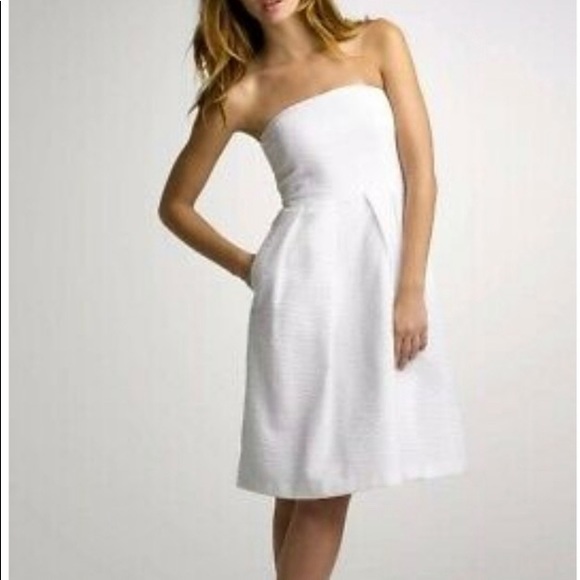 J. Crew Dresses & Skirts - J Crew white seersucker dress in vvguc